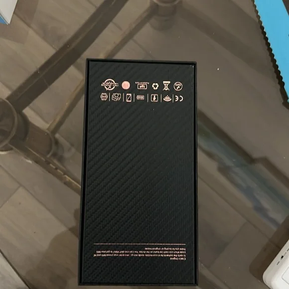Android smartphone with high resolution camera